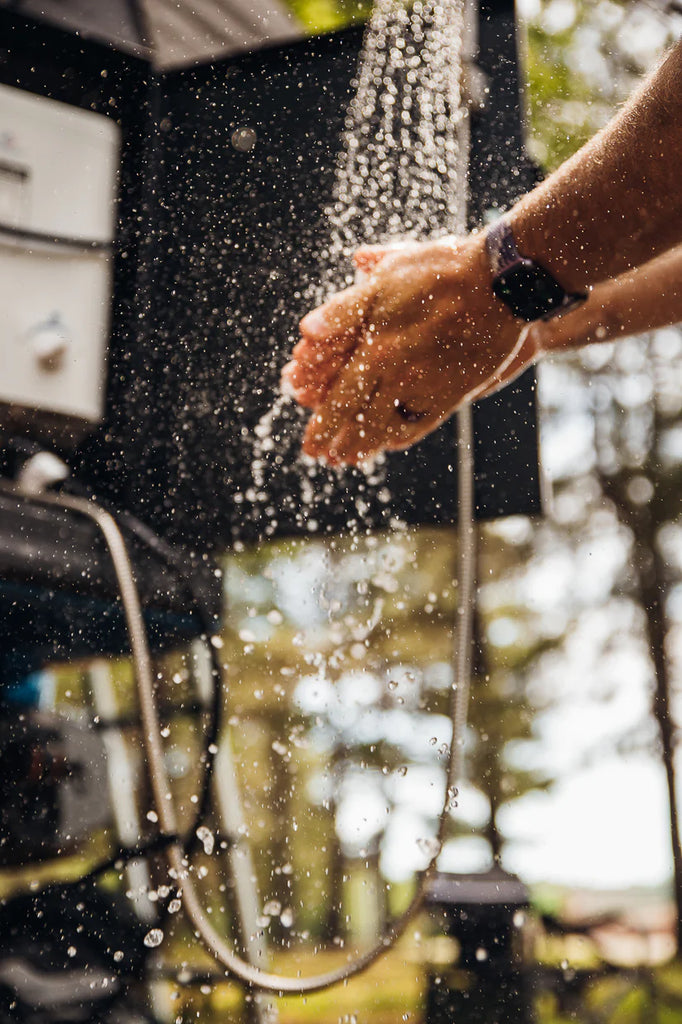 The Overland Shower and Water System - Peak