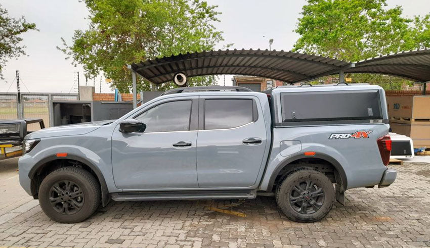 RLD Design Stainless Steel Truck Cap - Ford F-150 / Raptor Truck Cap/Canopy 6.5ft Bed Black/Black